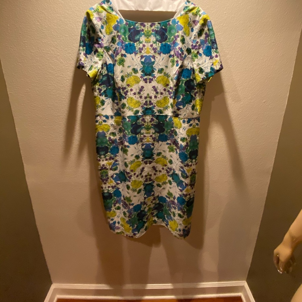 Talbots floral dress size 16 like new fully lined.